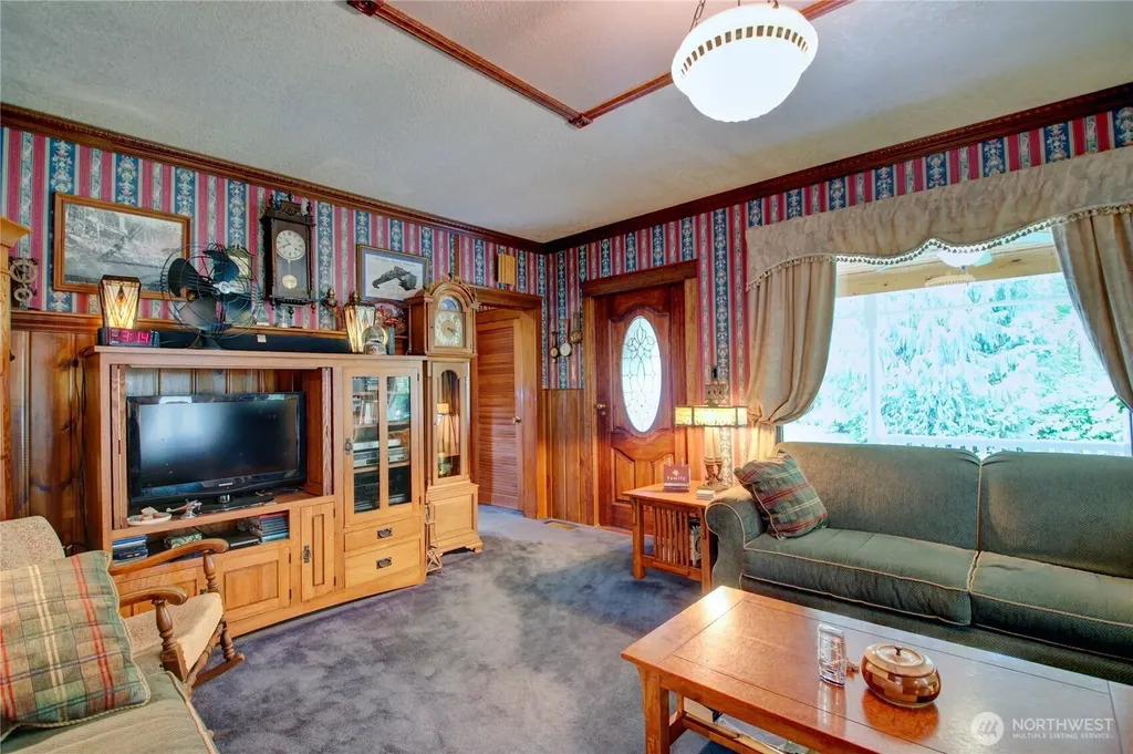 2909 Overpass Road Bow WA 98232