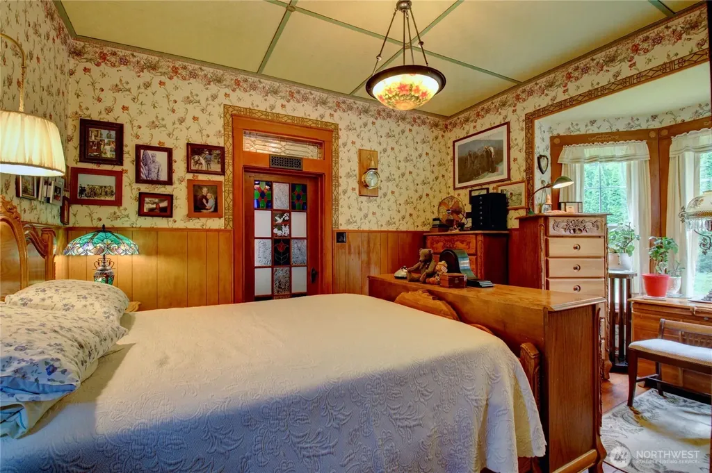 2909 Overpass Road Bow WA 98232