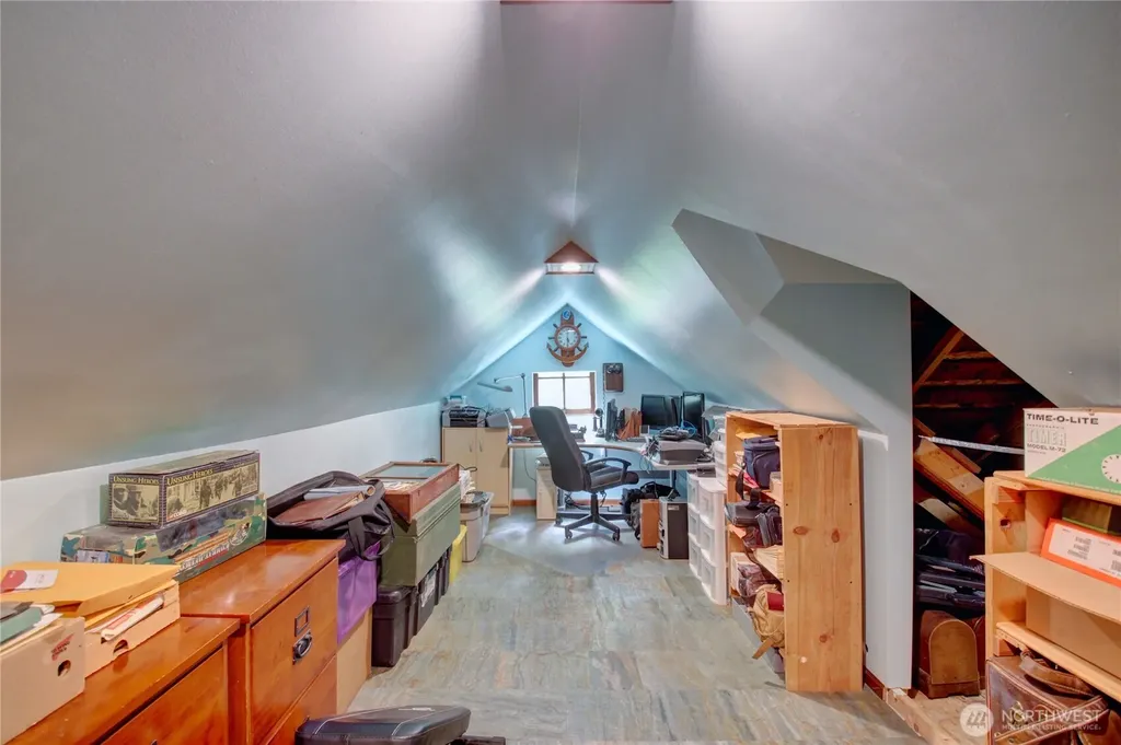 2909 Overpass Road Bow WA 98232
