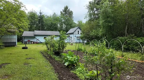 2909 Overpass Road Bow WA 98232