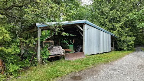 2909 Overpass Road Bow WA 98232