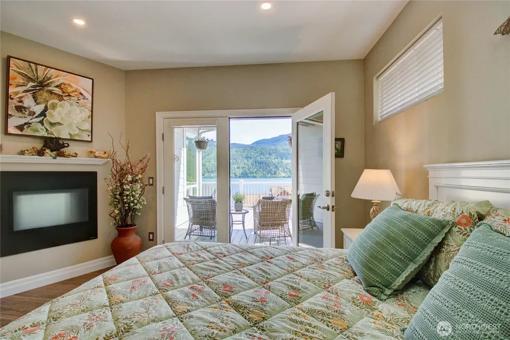 43 North Point Drive Bellingham WA 98229