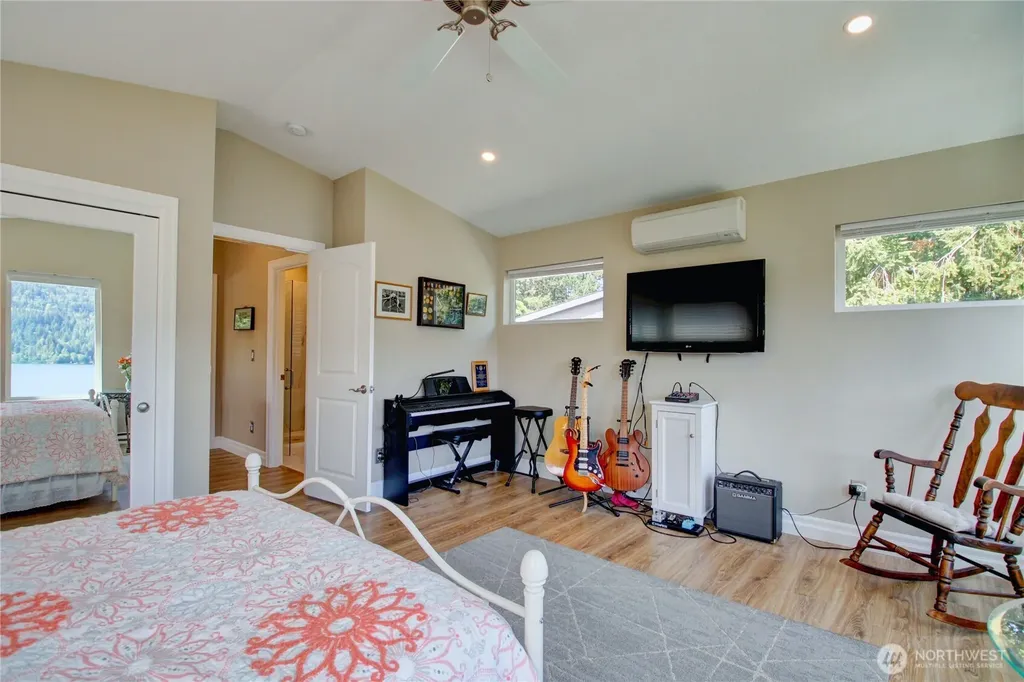 43 North Point Drive Bellingham WA 98229