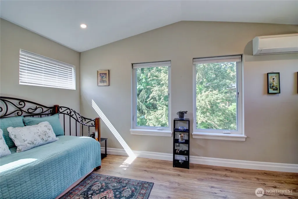 43 North Point Drive Bellingham WA 98229
