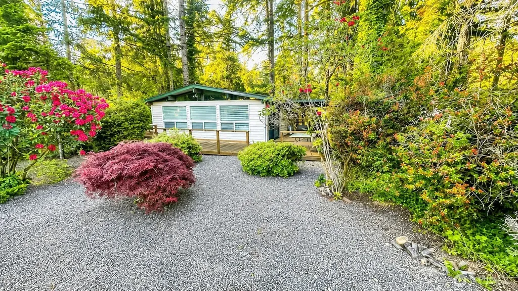 80 E Country Club Drive E Union WA 98592