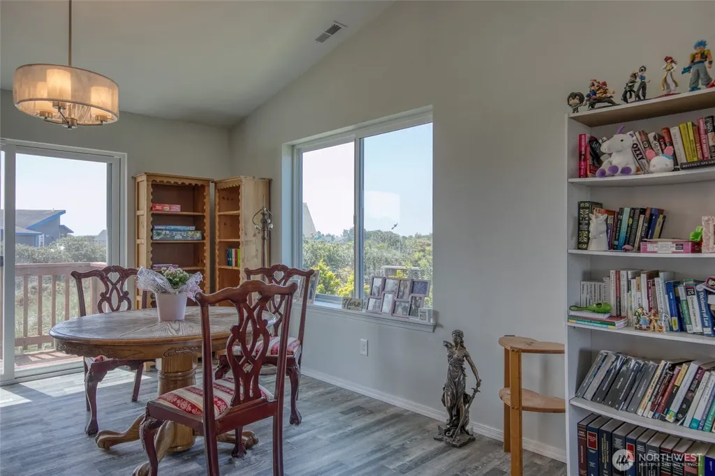 407 N Bel Air Loop SW Ocean Shores WA 98569