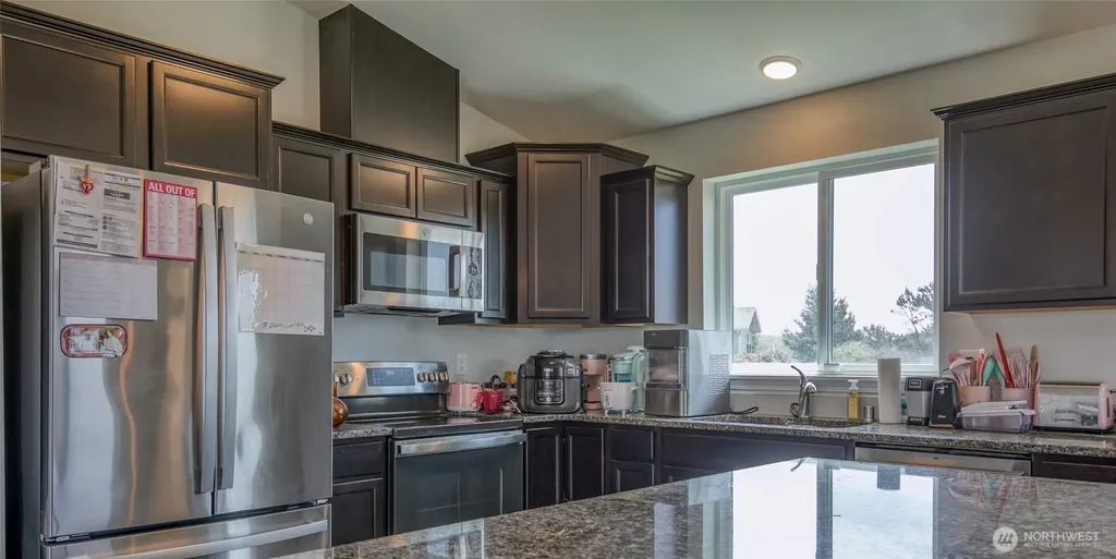 407 N Bel Air Loop SW Ocean Shores WA 98569