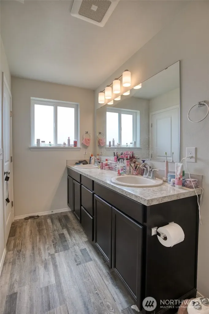 407 N Bel Air Loop SW Ocean Shores WA 98569