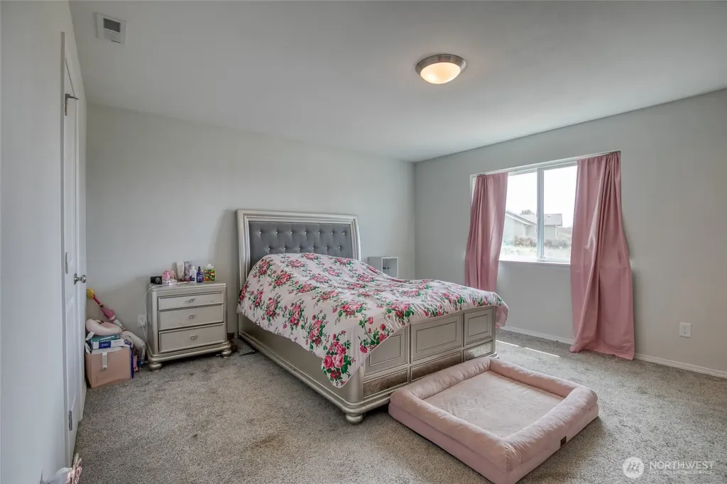 407 N Bel Air Loop SW Ocean Shores WA 98569