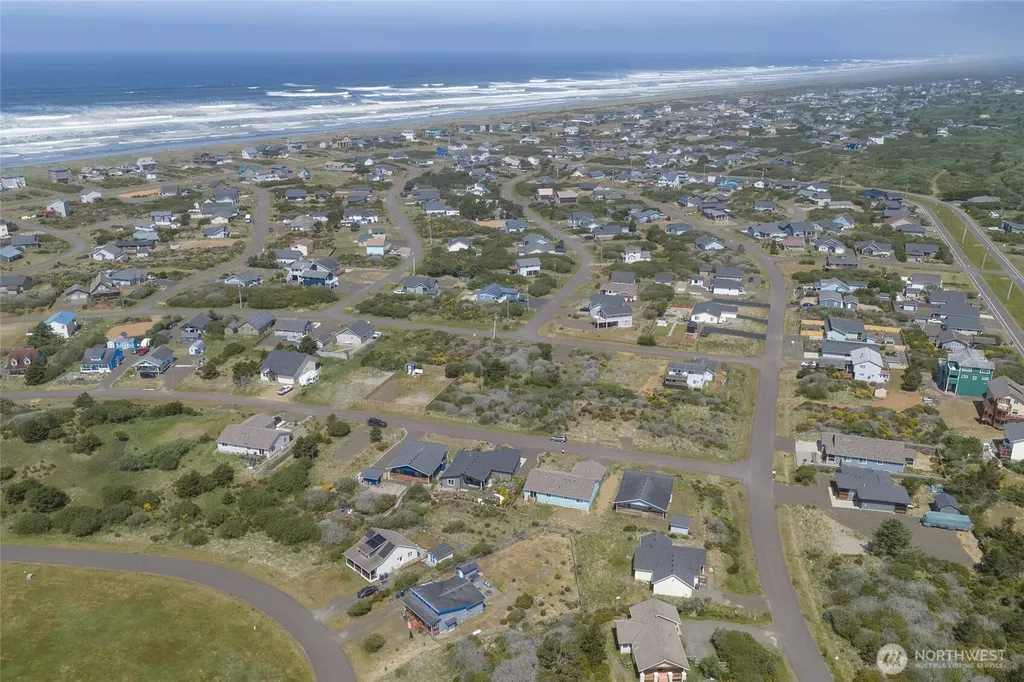 407 N Bel Air Loop SW Ocean Shores WA 98569