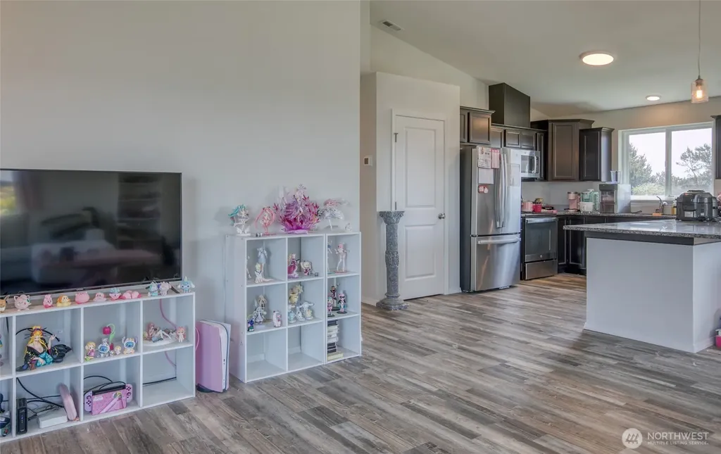 407 N Bel Air Loop SW Ocean Shores WA 98569