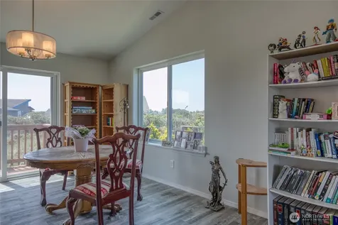 407 N Bel Air Loop SW Ocean Shores WA 98569