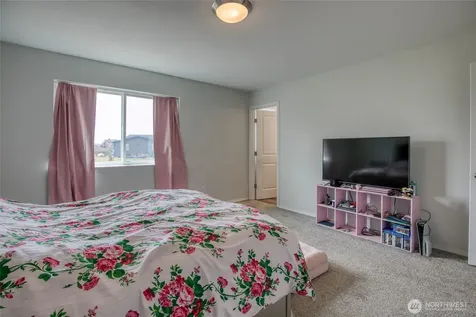 407 N Bel Air Loop SW Ocean Shores WA 98569