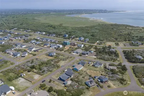 407 N Bel Air Loop SW Ocean Shores WA 98569