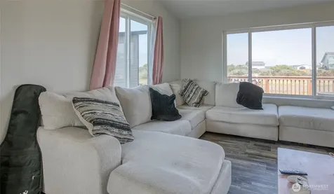 407 N Bel Air Loop SW Ocean Shores WA 98569