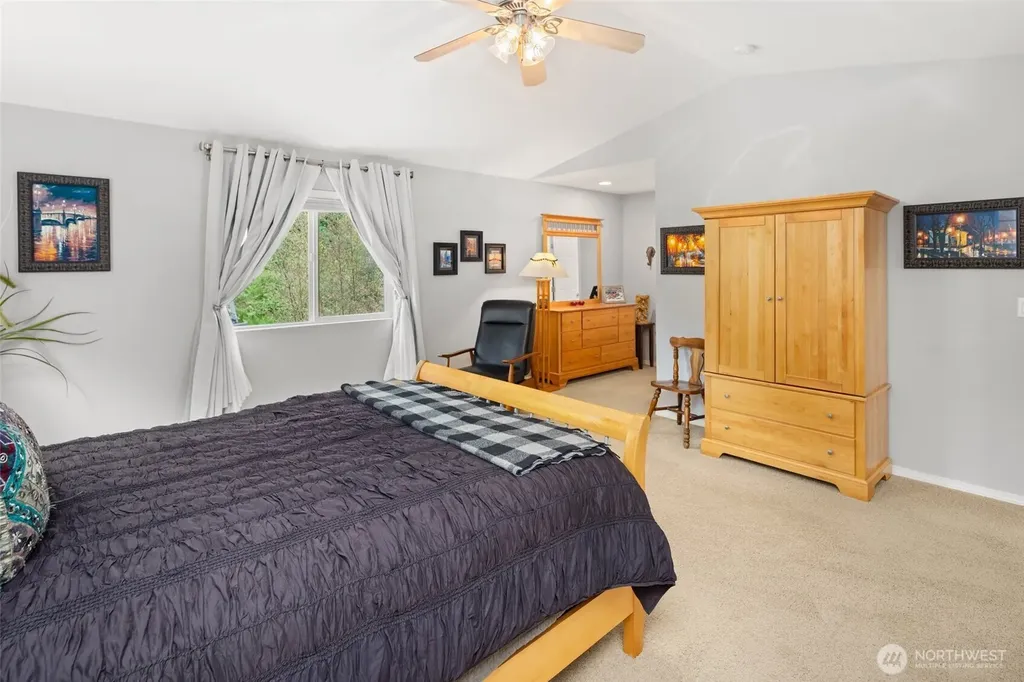 24007 42nd Avenue SE Bothell WA 98021