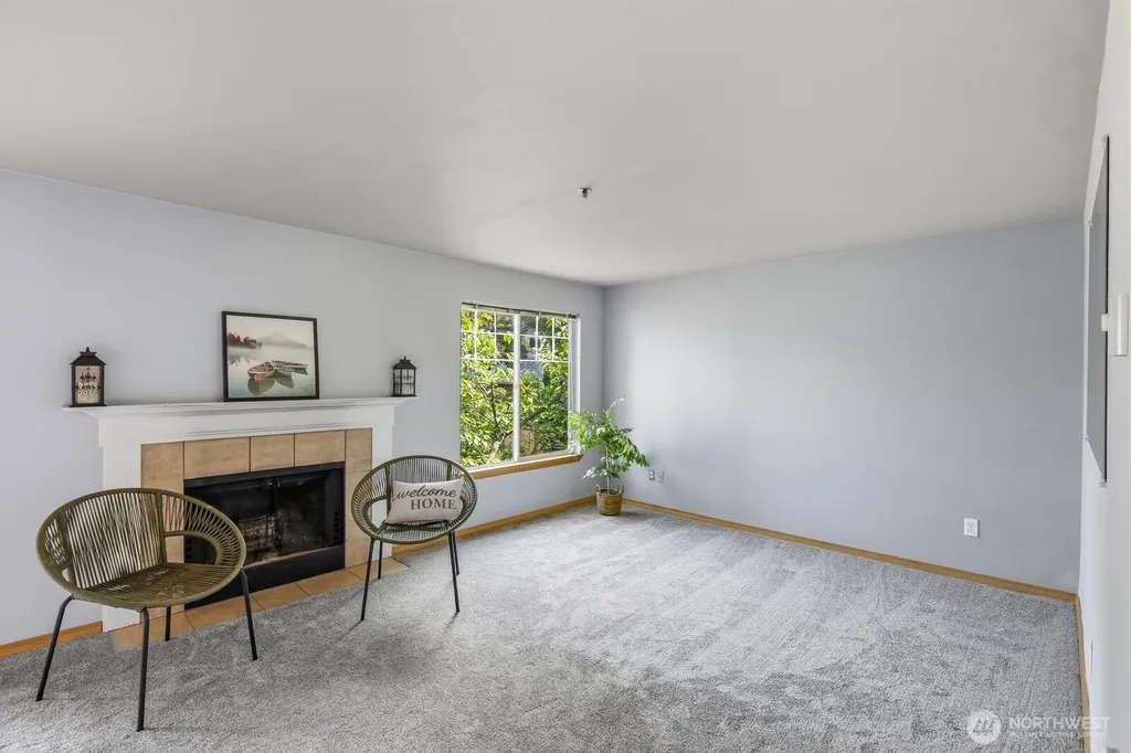 11527 Highway 99 Everett WA 98204