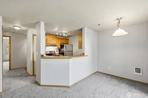 11527 Highway 99 Everett WA 98204