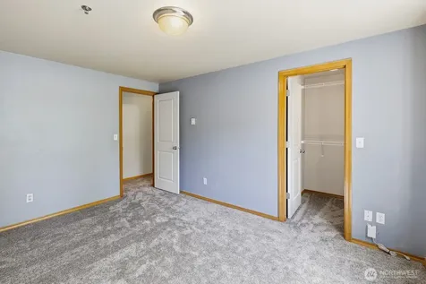 11527 Highway 99 Everett WA 98204