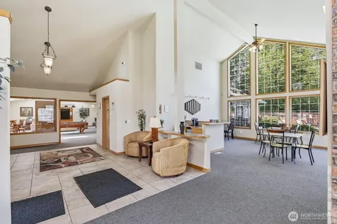11527 Highway 99 Everett WA 98204