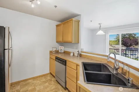 11527 Highway 99 Everett WA 98204