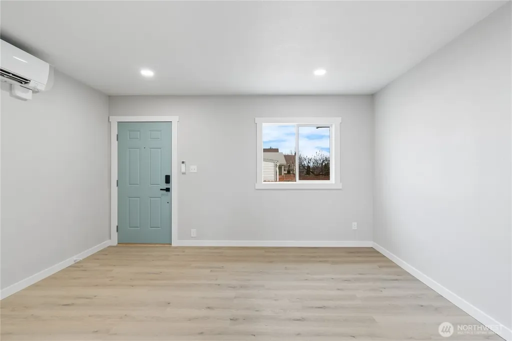 3013 W Lakeside Drive Moses Lake WA 98837