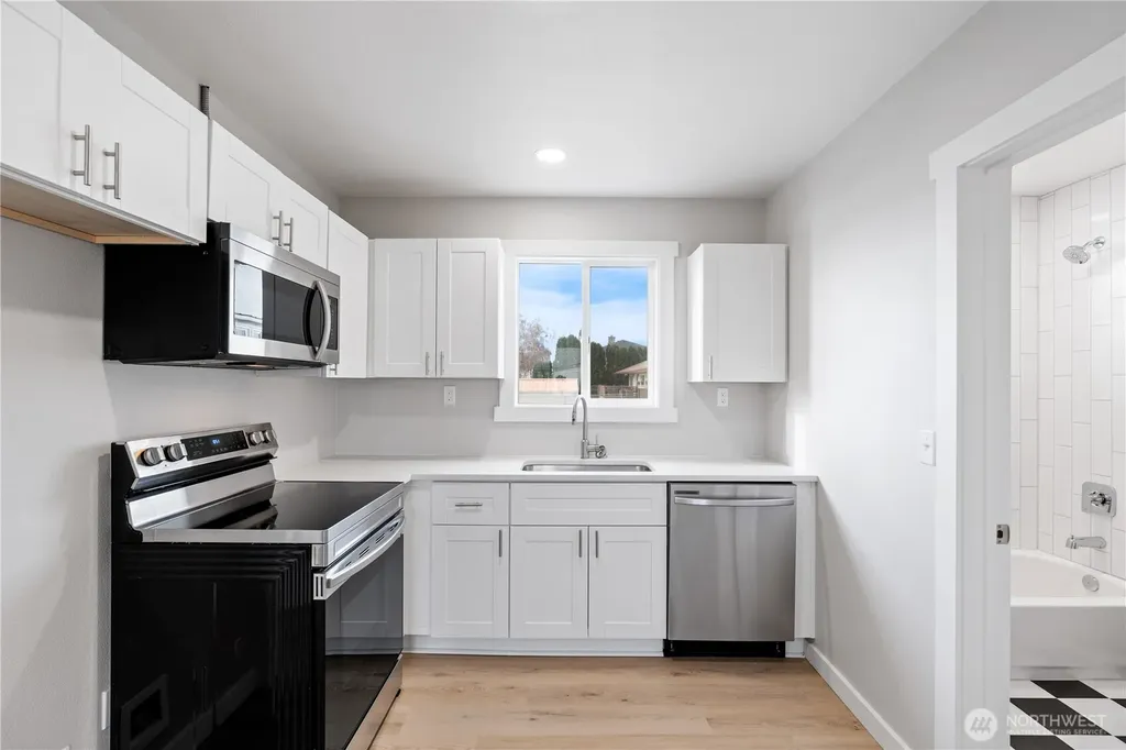 3013 W Lakeside Drive Moses Lake WA 98837