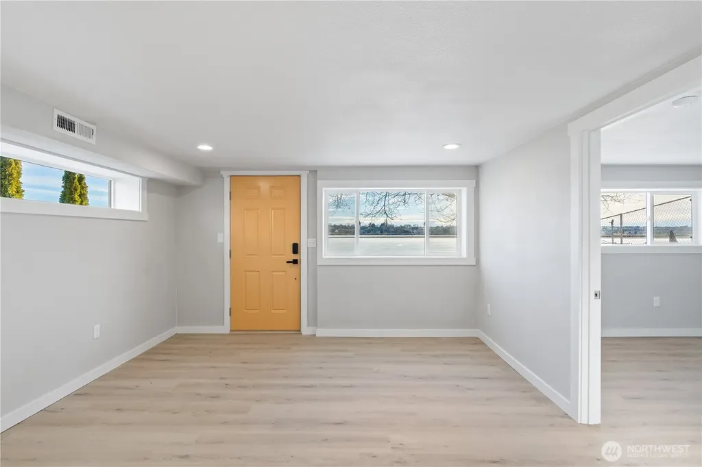 3013 W Lakeside Drive Moses Lake WA 98837