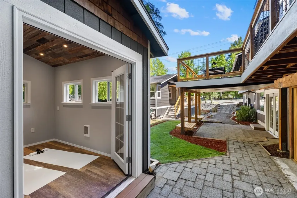 13115 80th Avenue NE Kirkland WA 98034
