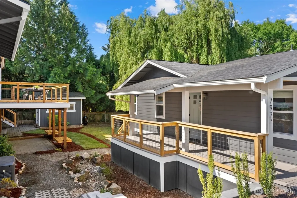 13115 80th Avenue NE Kirkland WA 98034