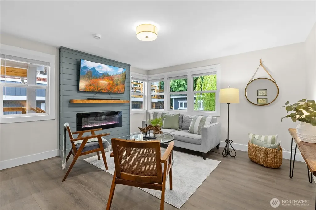 13115 80th Avenue NE Kirkland WA 98034
