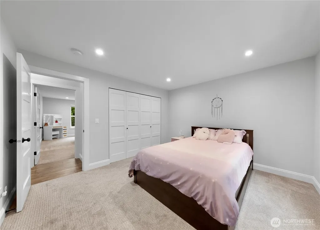 33911 NE 66th Street Carnation WA 98014