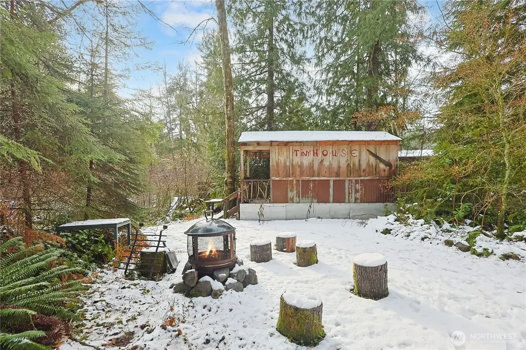 137 Paradise Drive Ashford WA 98304