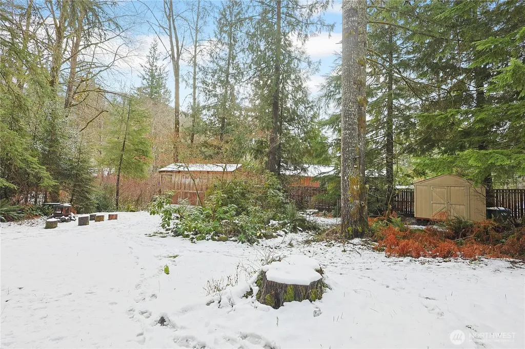 137 Paradise Drive Ashford WA 98304