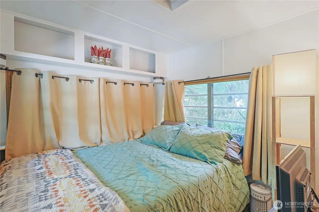 137 Paradise Drive Ashford WA 98304