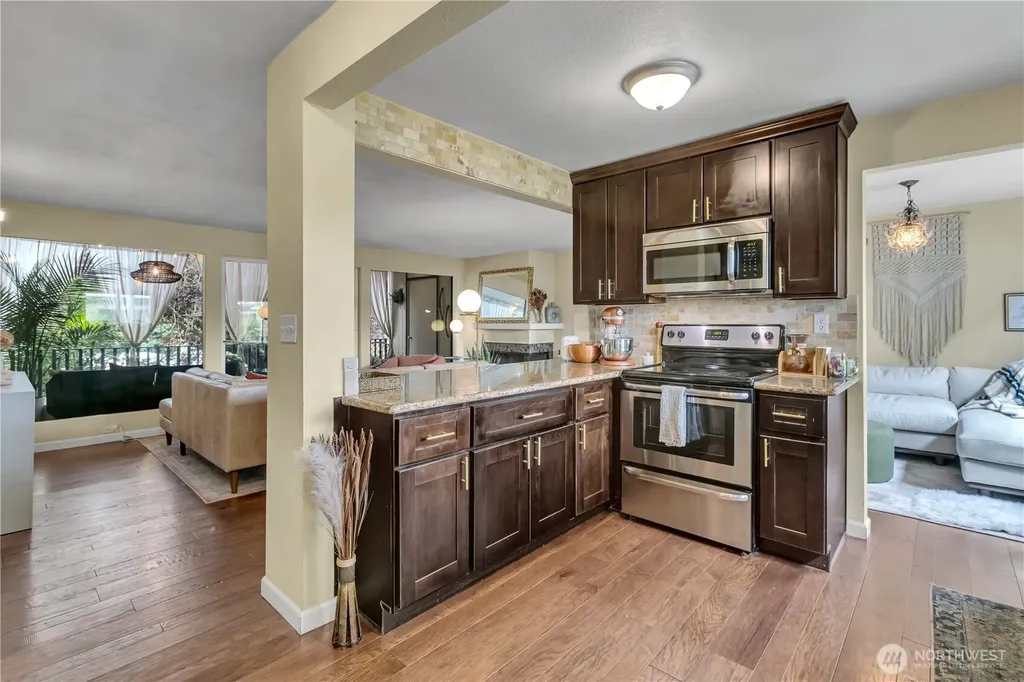 10430 Gravelly Lake Drive SW Lakewood WA 98499