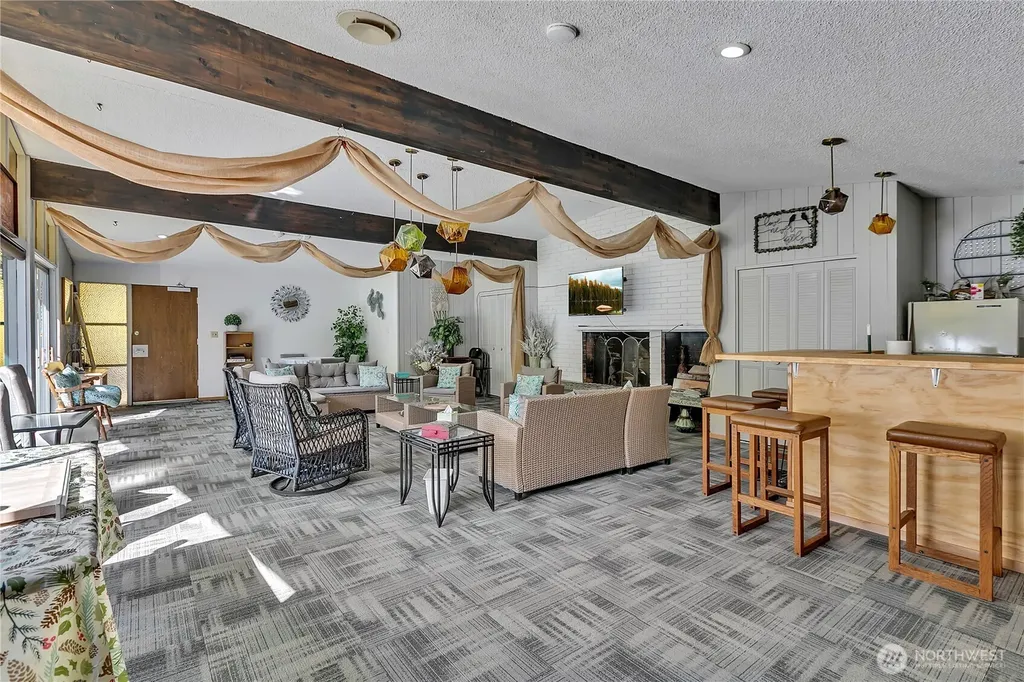 10430 Gravelly Lake Drive SW Lakewood WA 98499