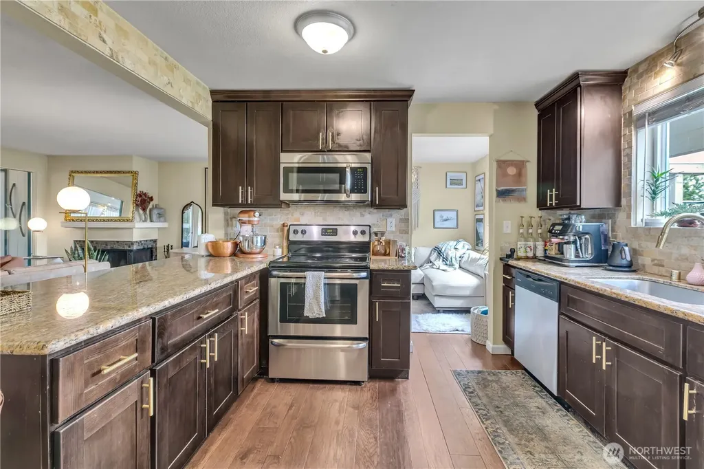 10430 Gravelly Lake Drive SW Lakewood WA 98499