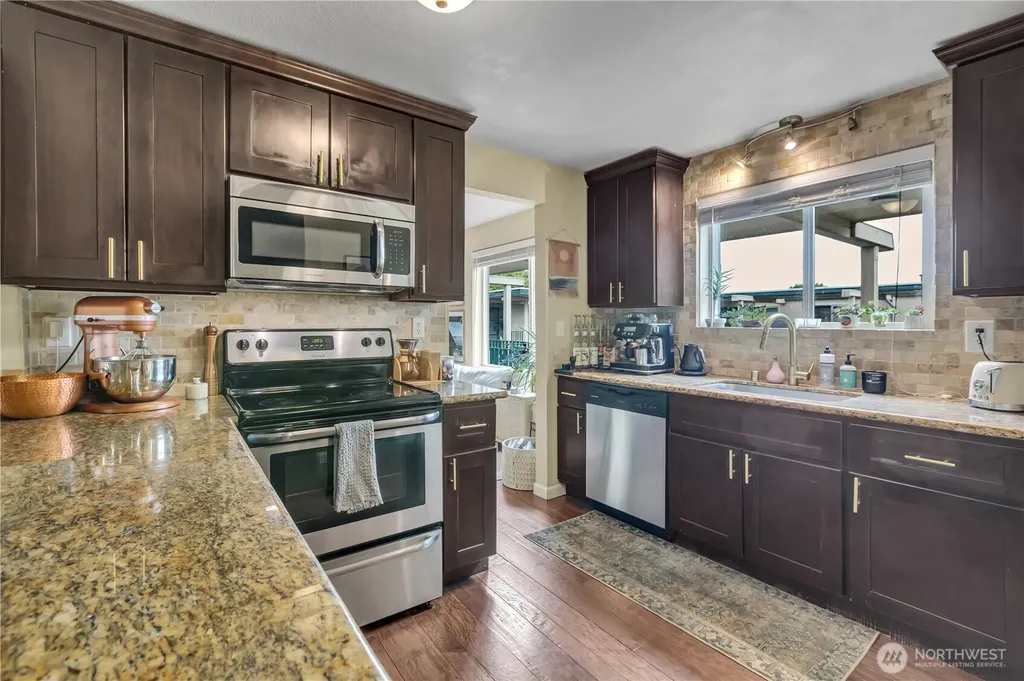10430 Gravelly Lake Drive SW Lakewood WA 98499