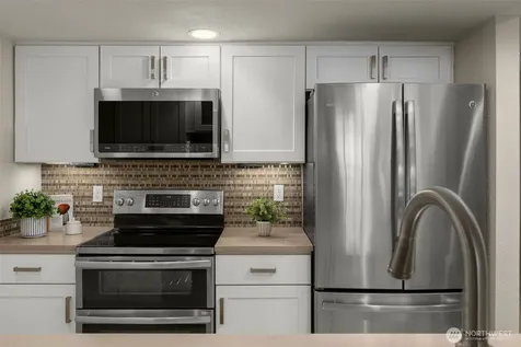 145 105th Avenue SE Bellevue WA 98004