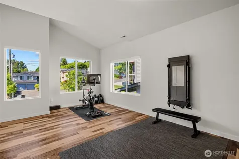 2627 SW 100th Street Seattle WA 98146