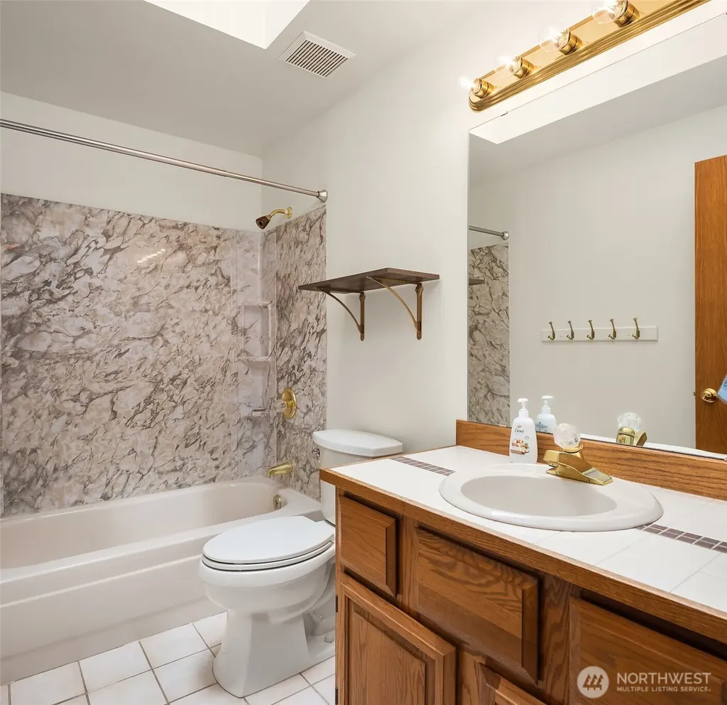 11828 43rd Drive SE Everett WA 98208
