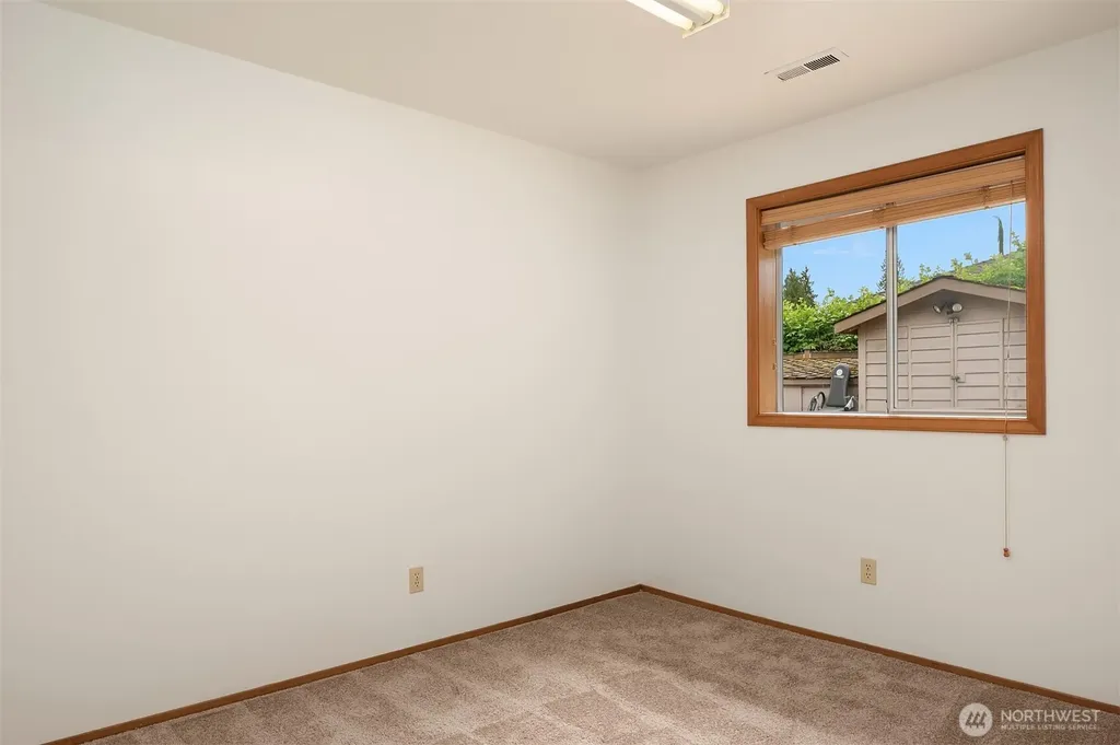 11828 43rd Drive SE Everett WA 98208