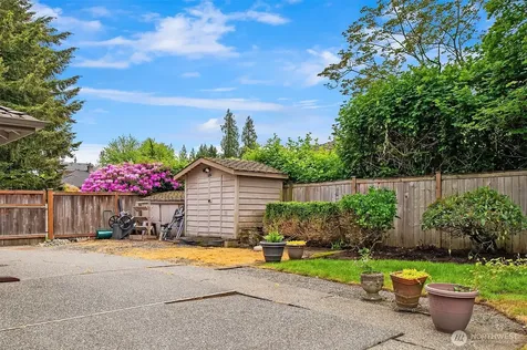 11828 43rd Drive SE Everett WA 98208