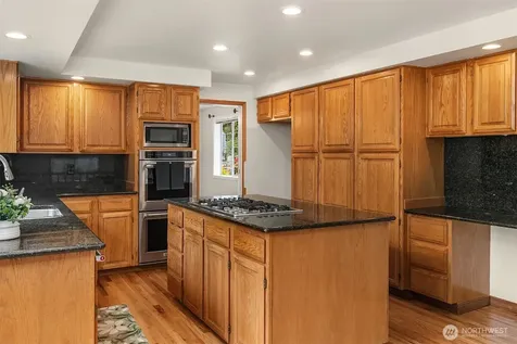 11828 43rd Drive SE Everett WA 98208