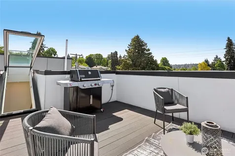 4354 6th Avenue NW Seattle WA 98107