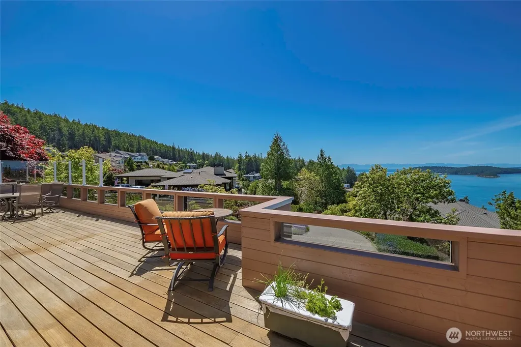 4114 Ellisport Place Anacortes WA 98221