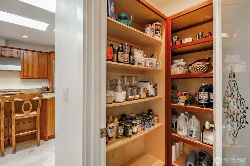 4114 Ellisport Place Anacortes WA 98221