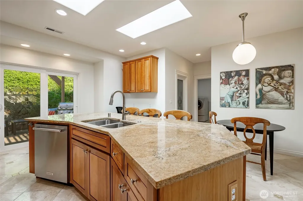 4114 Ellisport Place Anacortes WA 98221