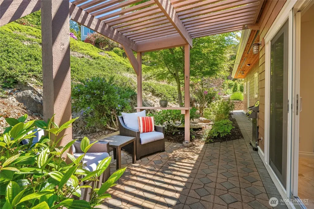 4114 Ellisport Place Anacortes WA 98221